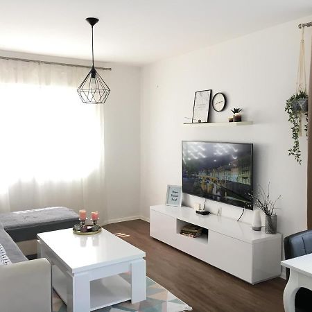 Cozy And Charming Apt. Sarajevo Apartment Екстериор снимка