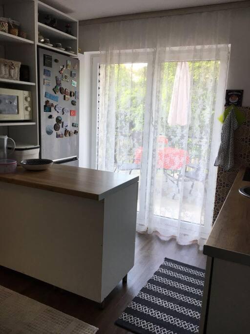 Cozy And Charming Apt. Sarajevo Apartment Екстериор снимка