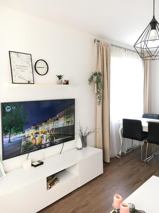 Cozy And Charming Apt. Sarajevo Apartment Екстериор снимка
